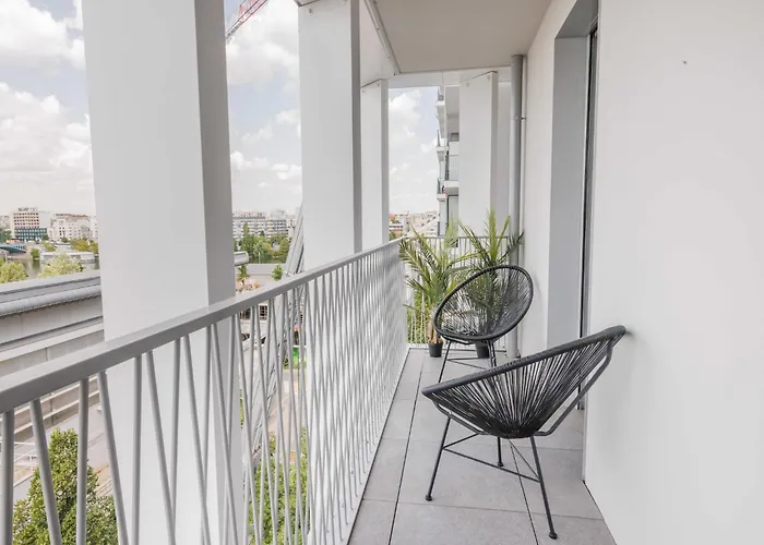 Modern - 4p 2bdr - Clichy