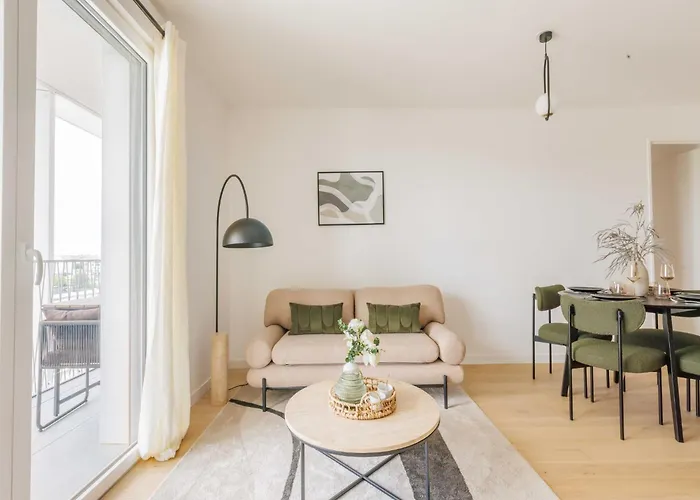 Apartment Modern - 4p 2bdr - *