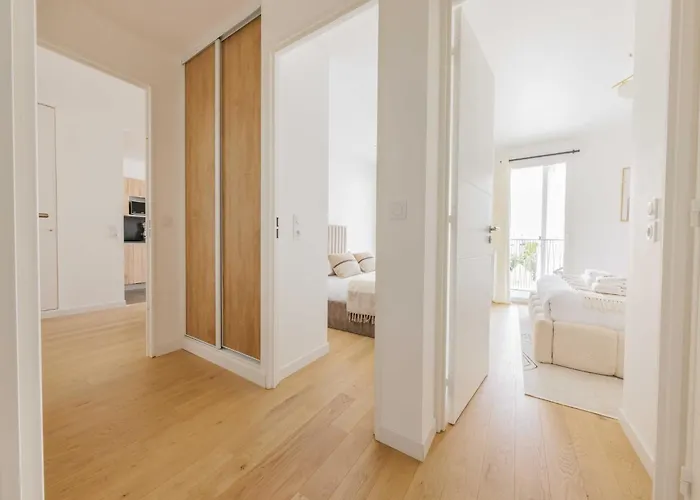 Apartment Modern - 4p 2bdr - *