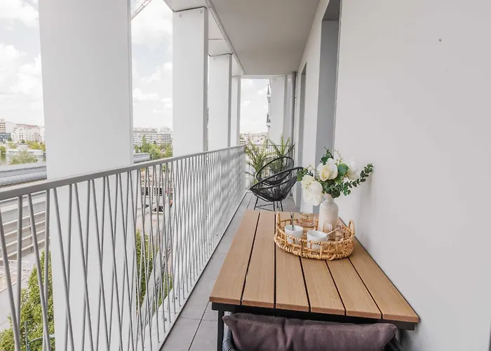 Modern - 4p 2bdr - Apartment Clichy